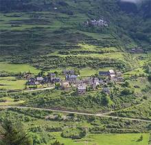 EMD a la zona de l'Alt Pirineu i l'Aran, motivada per l'orografia i la dispersió dels nuclis de població EMD a la zona de l'Alt Pirineu i l'Aran, motivada per l'orografia i la dispersió dels nuclis de població